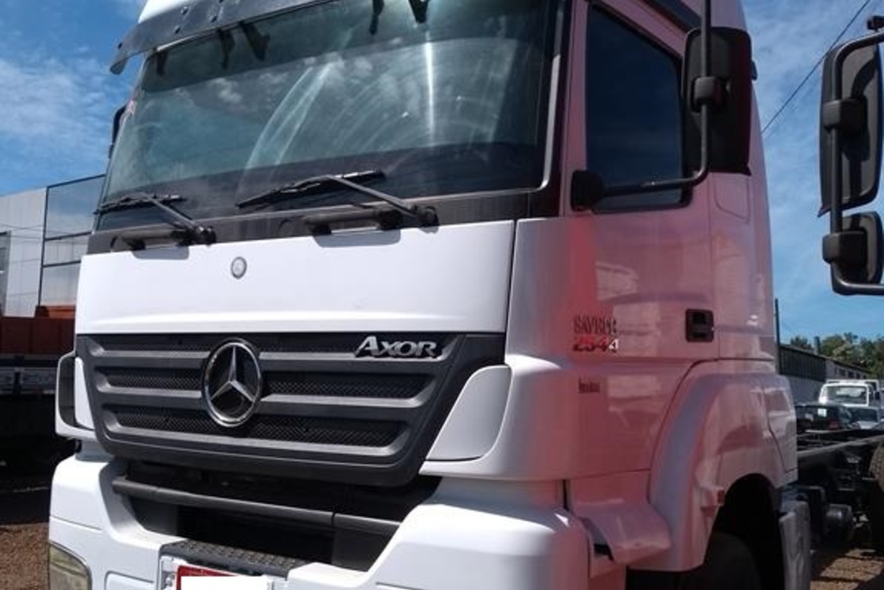 Mercedes Benz Axor 2544 - 11/11 4