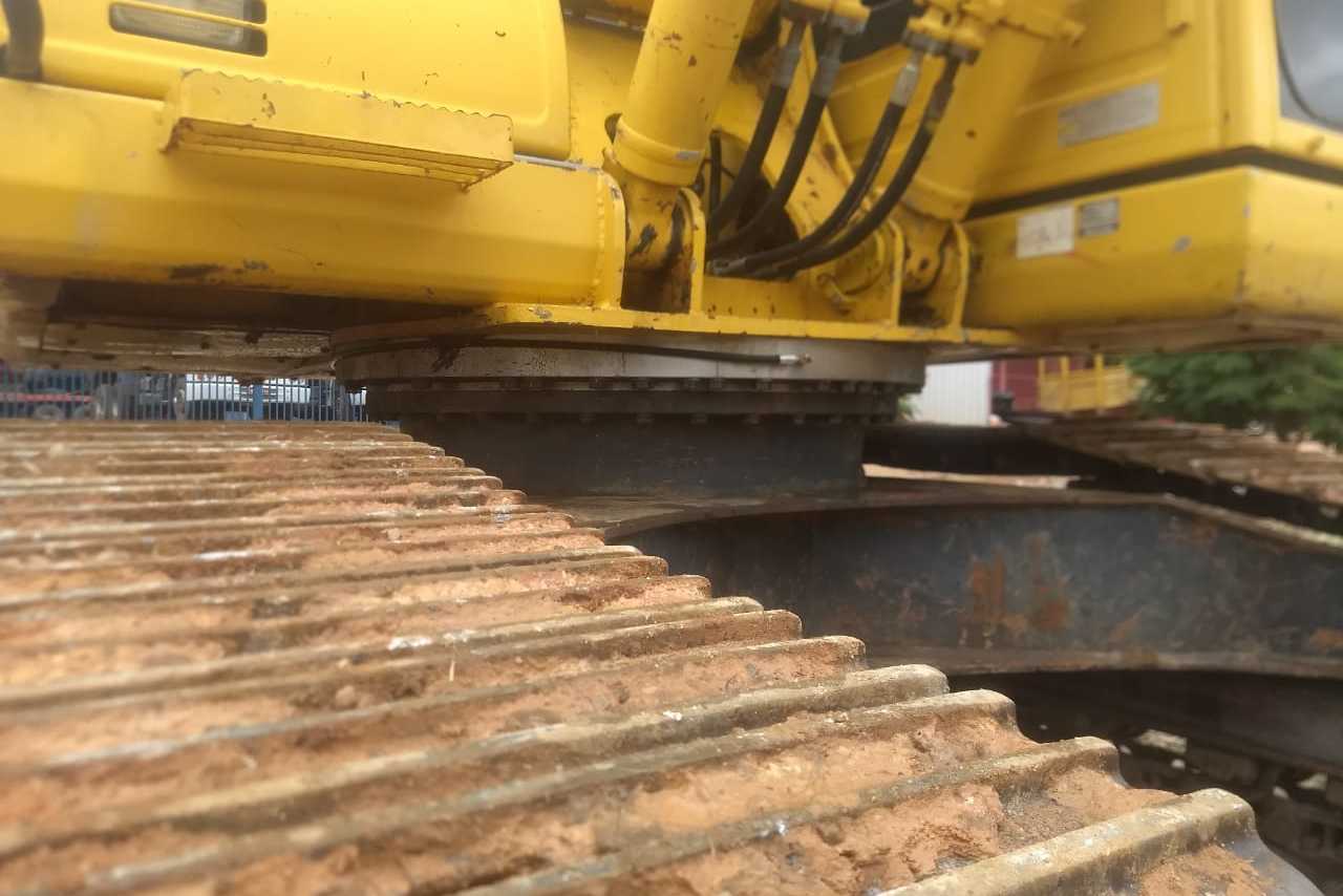 Komatsu PC200 - 11/11 3