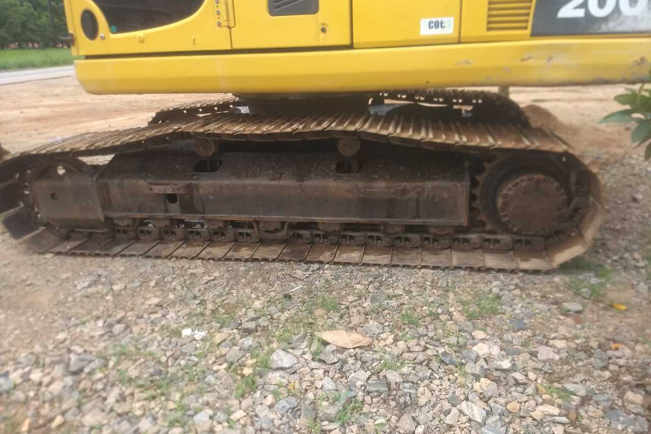 Komatsu PC200 - 11/11 5