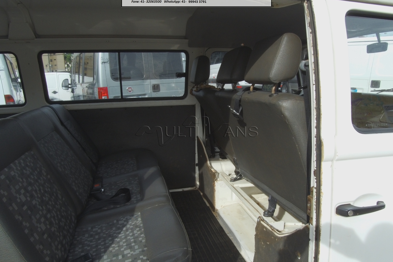Volkswagen Kombi Standard - 07/08 3