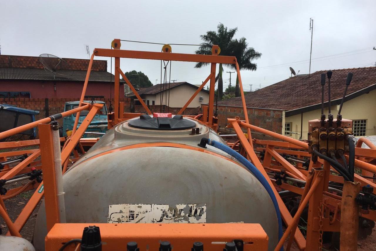 Jacto 2000L - 04/04 2
