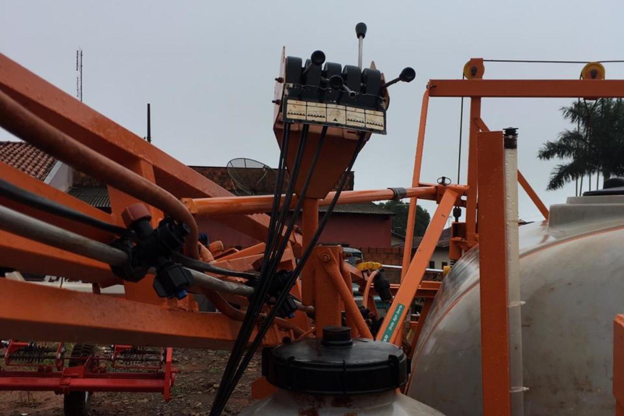 Jacto 2000L - 04/04 7