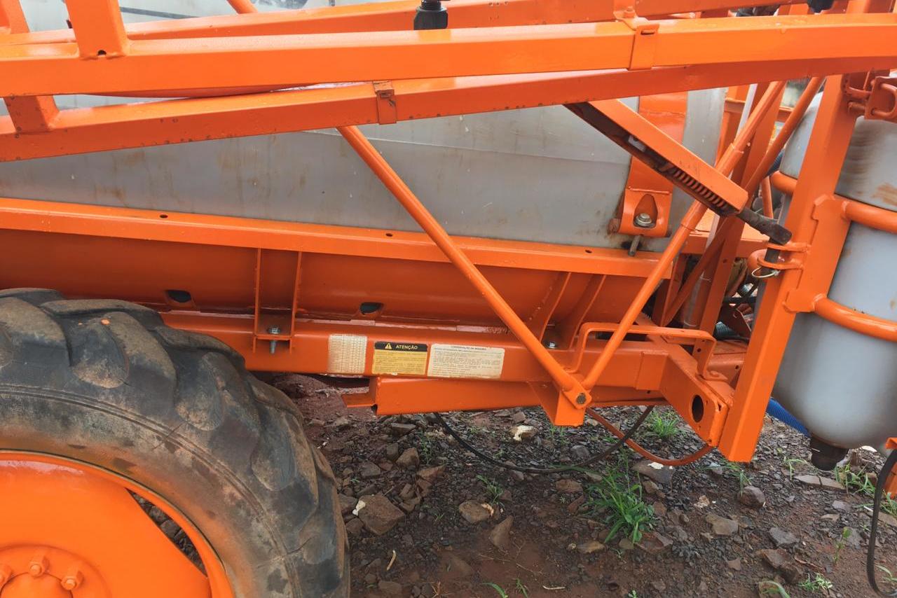 Jacto 2000L - 04/04 8