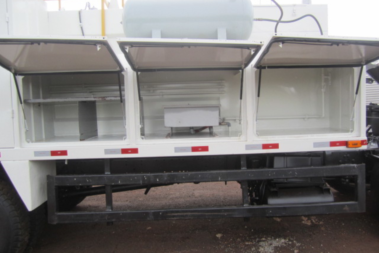Mercedes Benz MB 1718 - 11/11 11