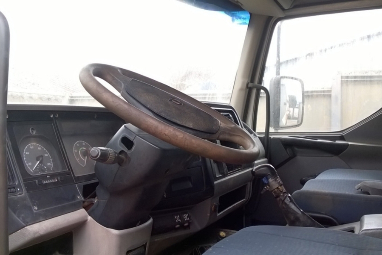 Volvo VM260 - 07 7