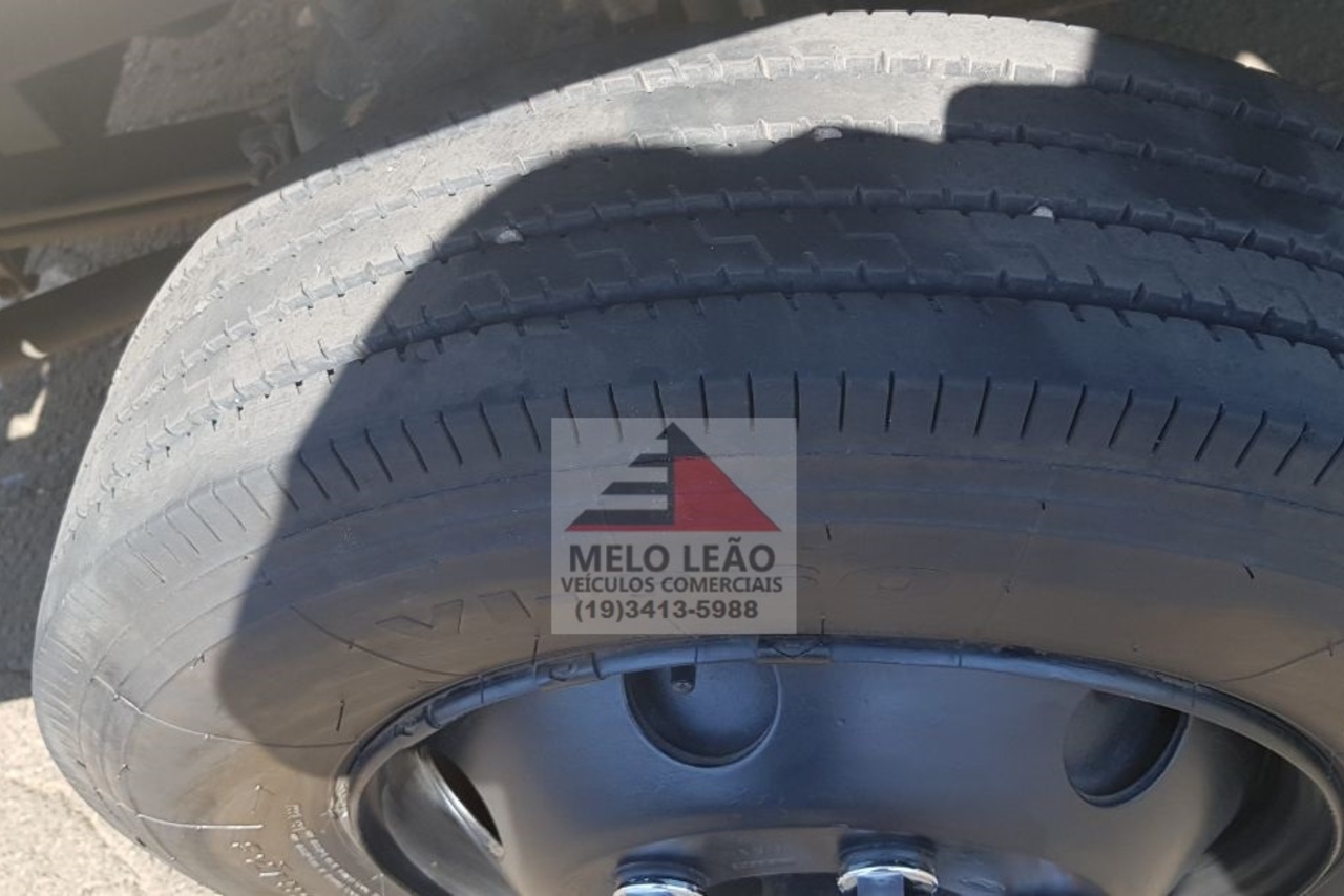 Ford Cargo815 - 06/06 3