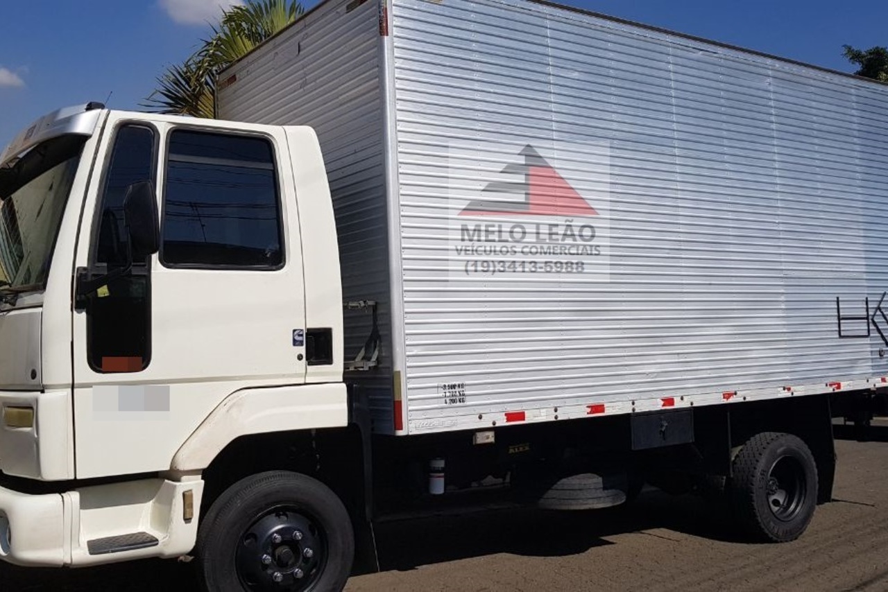 Ford Cargo815 - 06/06 6