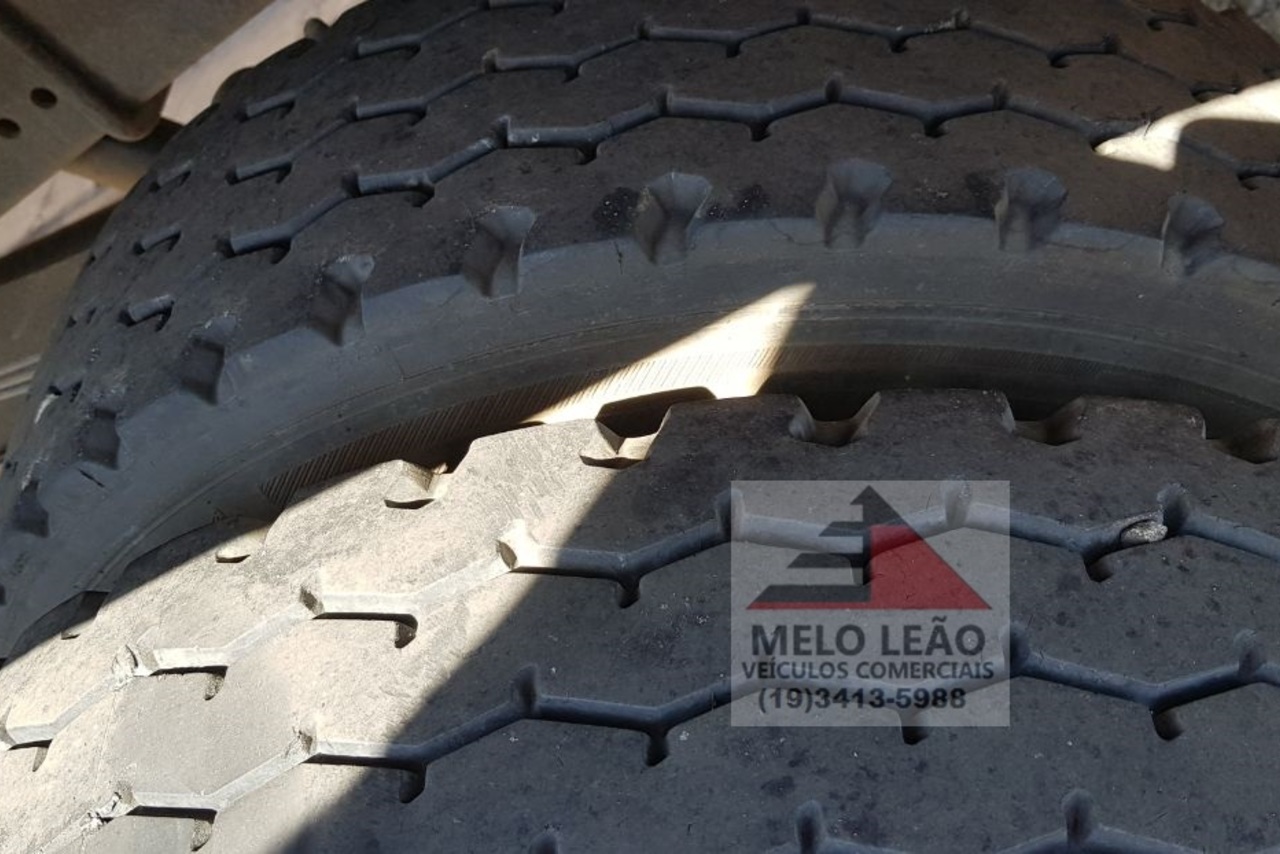 Ford Cargo815 - 06/06 8