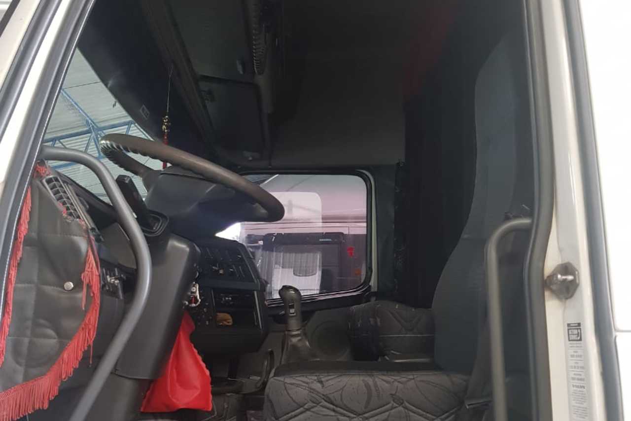 Volvo FH12 400 - 07/07 5