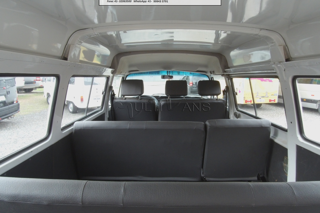 Volkswagen Kombi Standard - 11/12 6