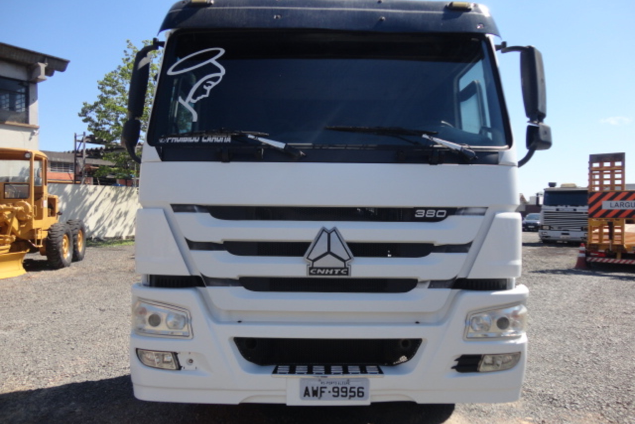 Sinotruk Howo Howo 6x4 - 11/11 3
