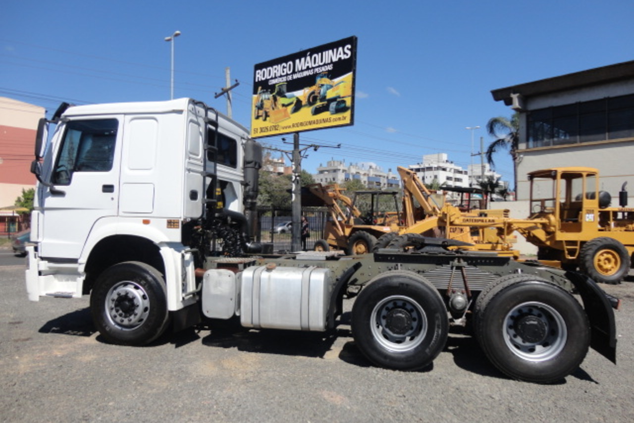 Sinotruk Howo Howo 6x4 - 11/11 4