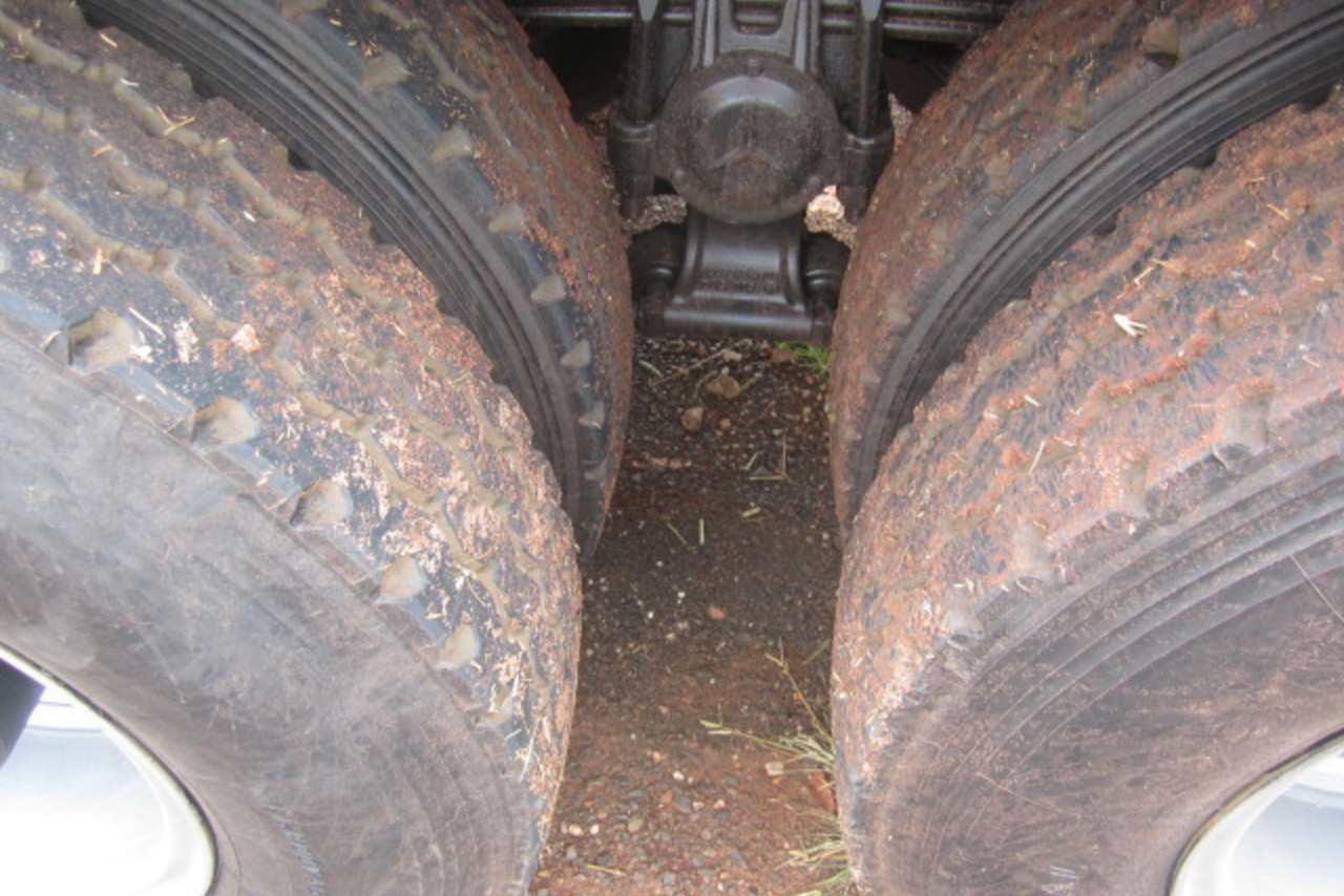 Mercedes Benz Axor 2831 - 12/12 7