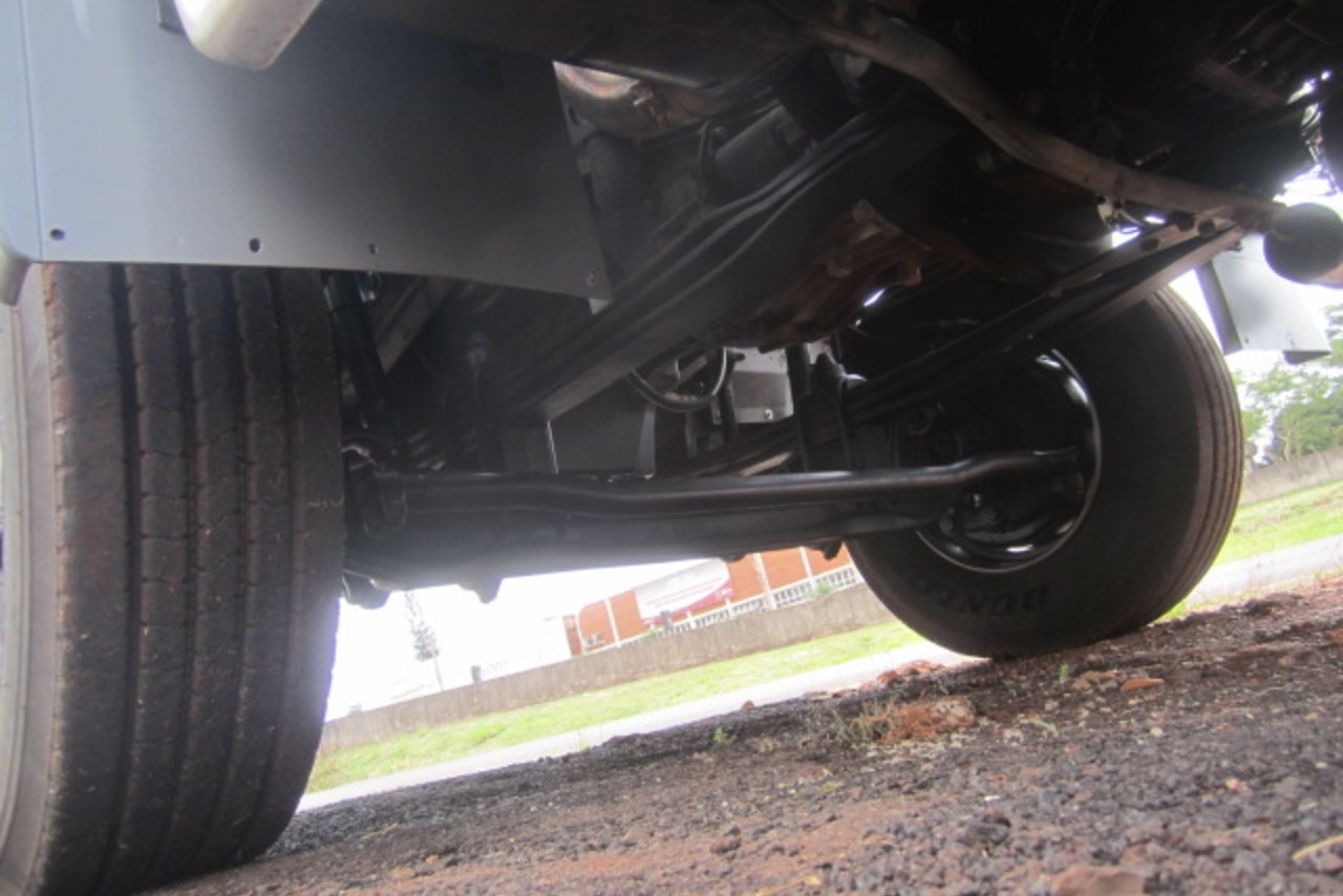Mercedes Benz Axor 2831 - 12/12 8