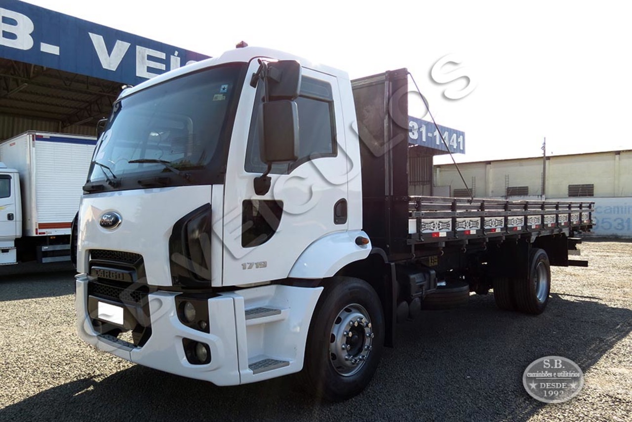 Ford Cargo 1719 - 12/13 5