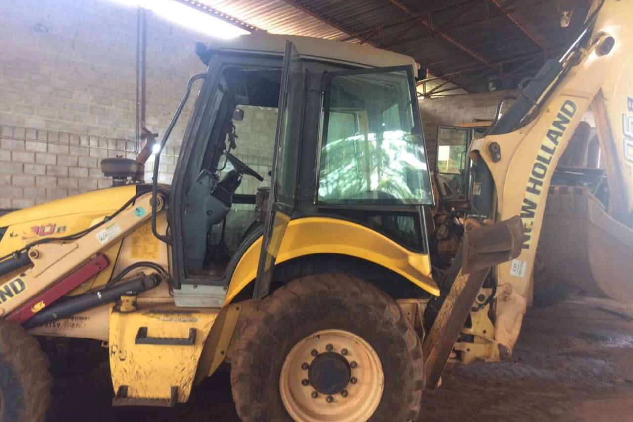 New Holland B90B - 11/11 3
