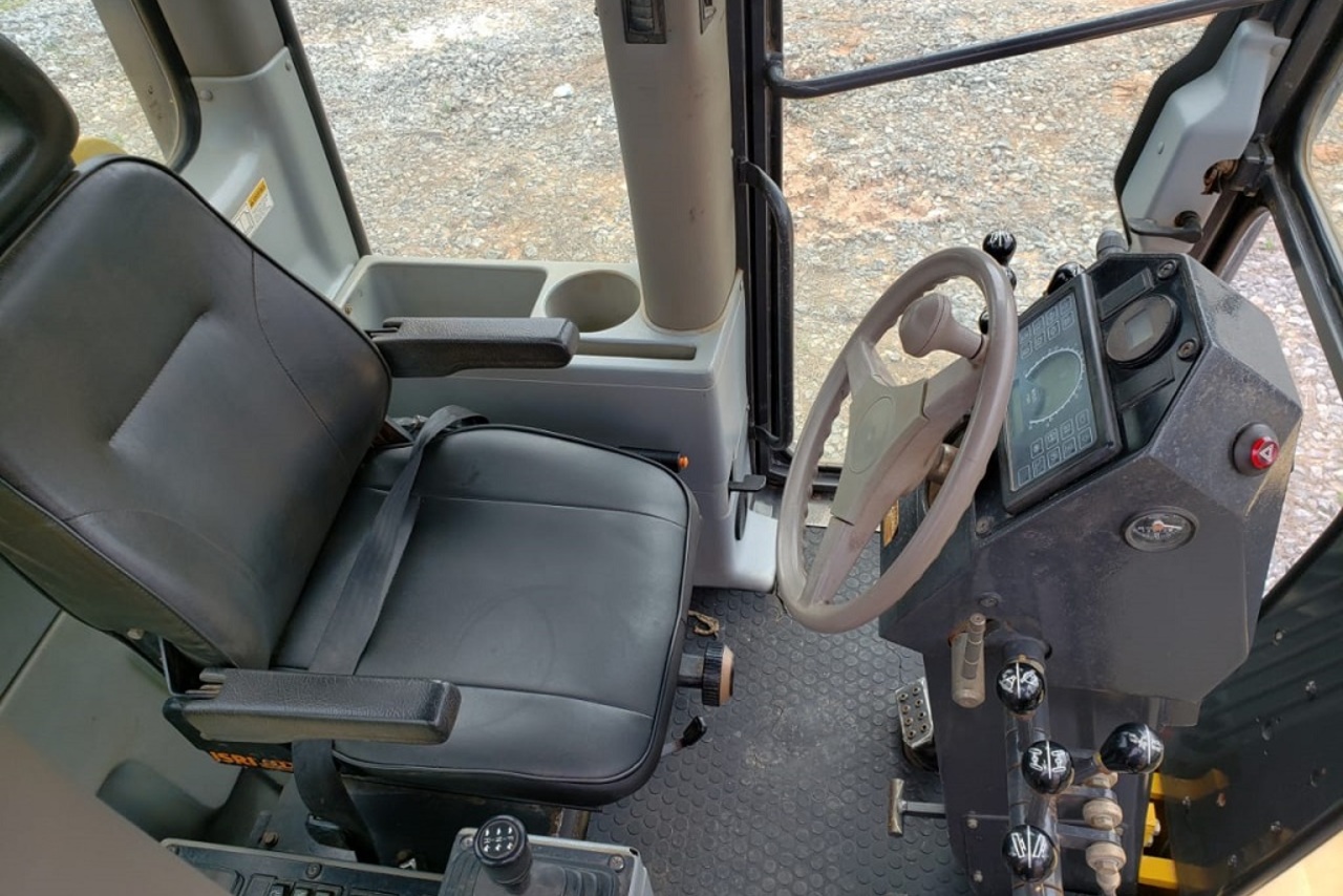 New Holland RG 170B - 05/05 3