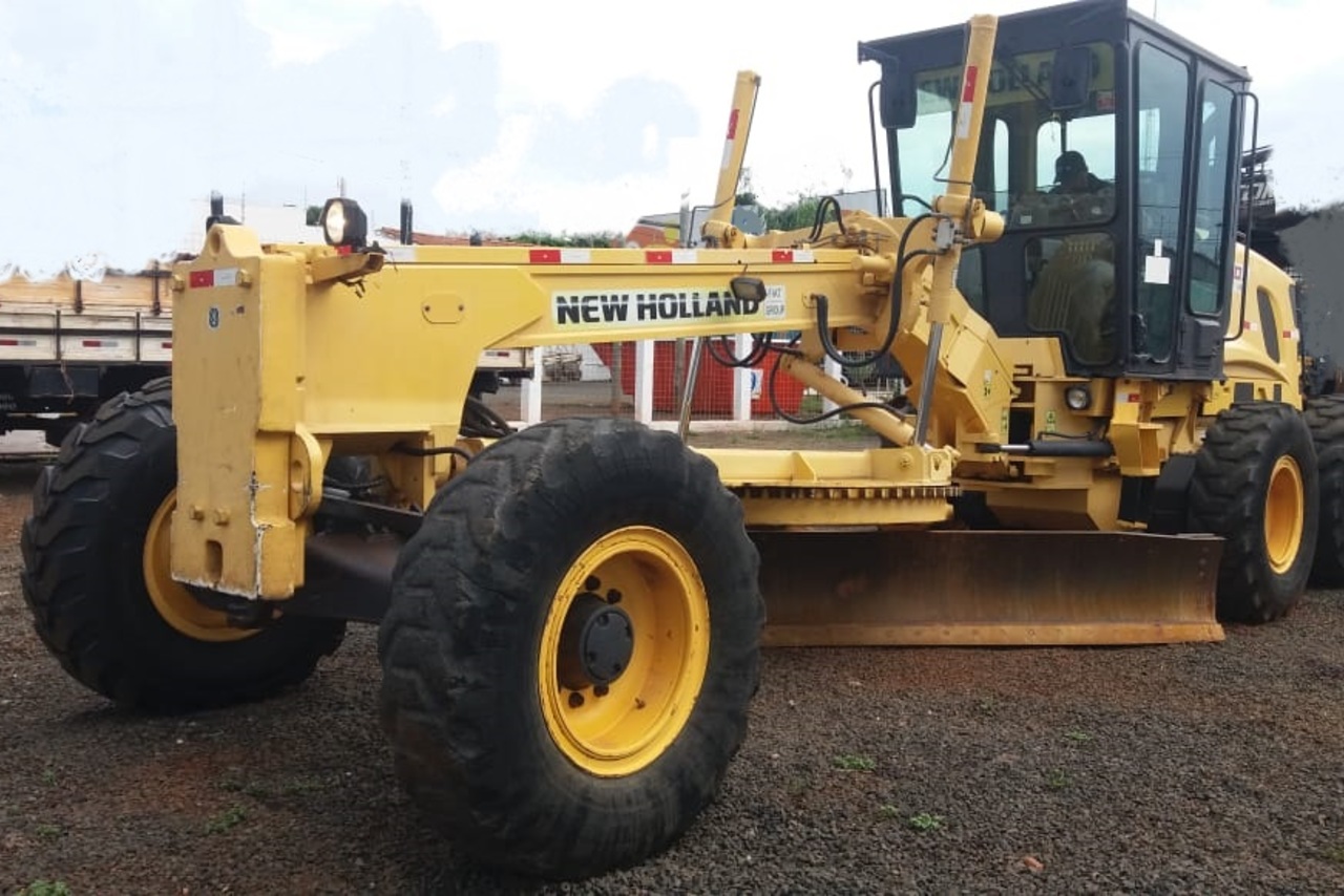New Holland RG 170B - 20/12 8