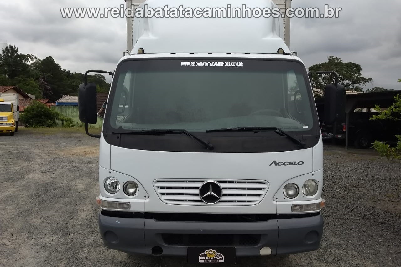 Mercedes Benz Accelo 915 - 06/06 3