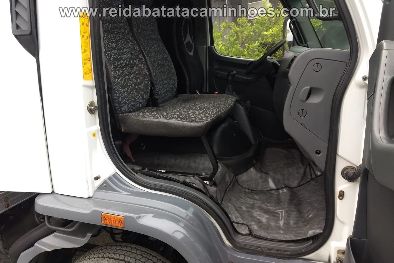 Mercedes Benz Accelo 915 - 06/06 7
