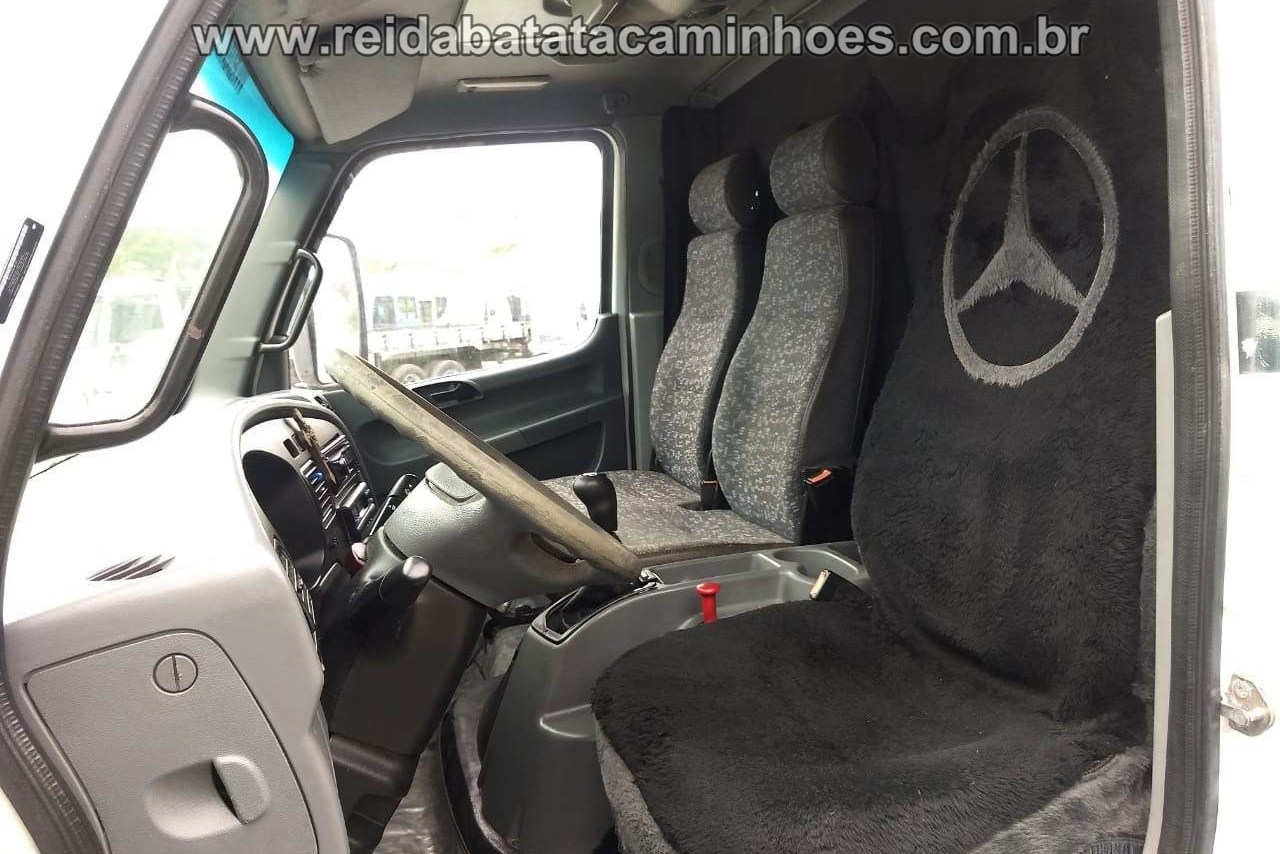 Mercedes Benz Accelo 915 - 06/06 9