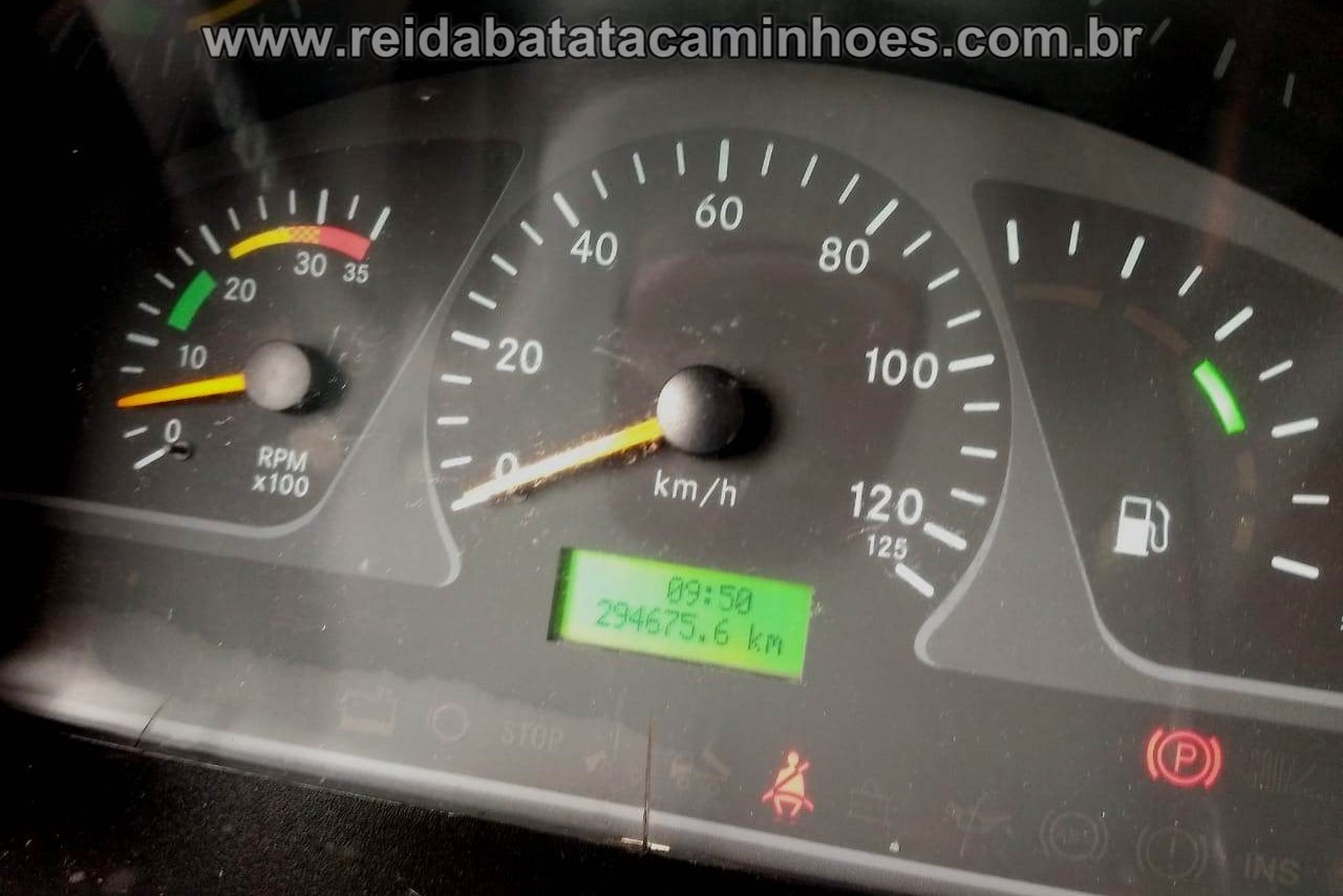 Mercedes Benz Accelo 915 - 06/06 17