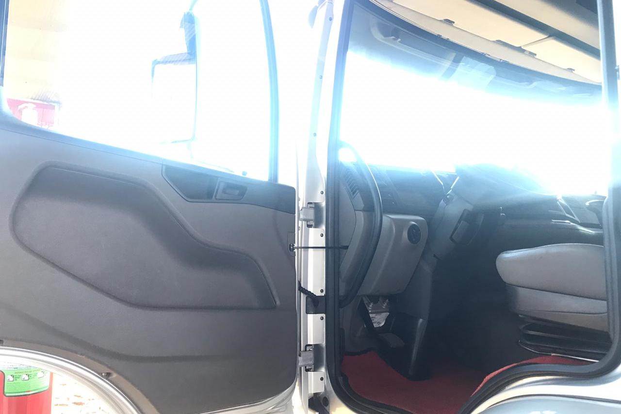 Volkswagen 24-280 E Constellation 6x2 - 14/14 13