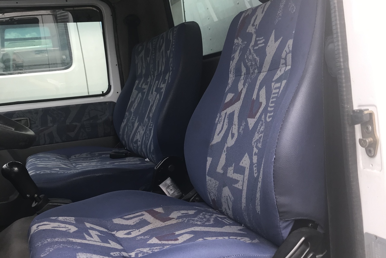 Volkswagen 8 150 - 04/04 5
