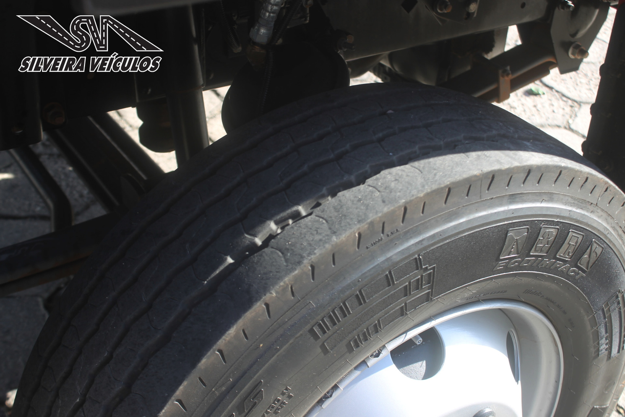 Ford Cargo1119 - 14/14 9