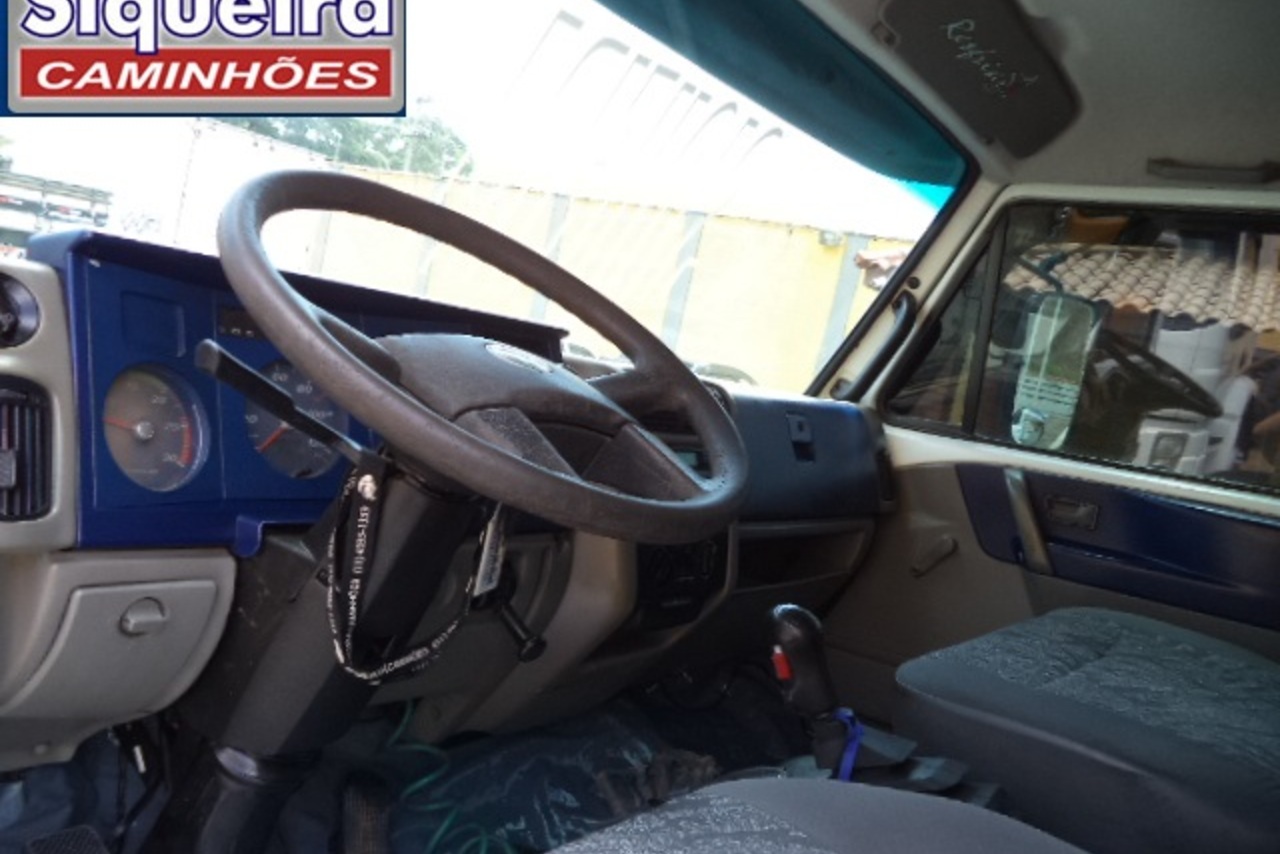 Volkswagen 23 220 - 05/05 2