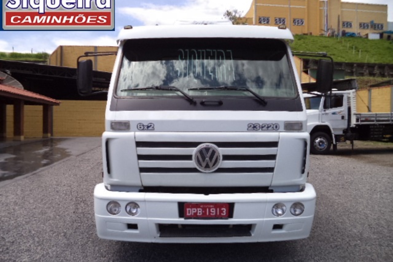Volkswagen 23 220 - 05/05 4