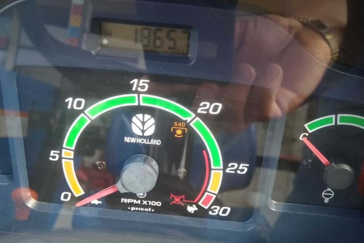 New Holland TT3840 - 11/11 8