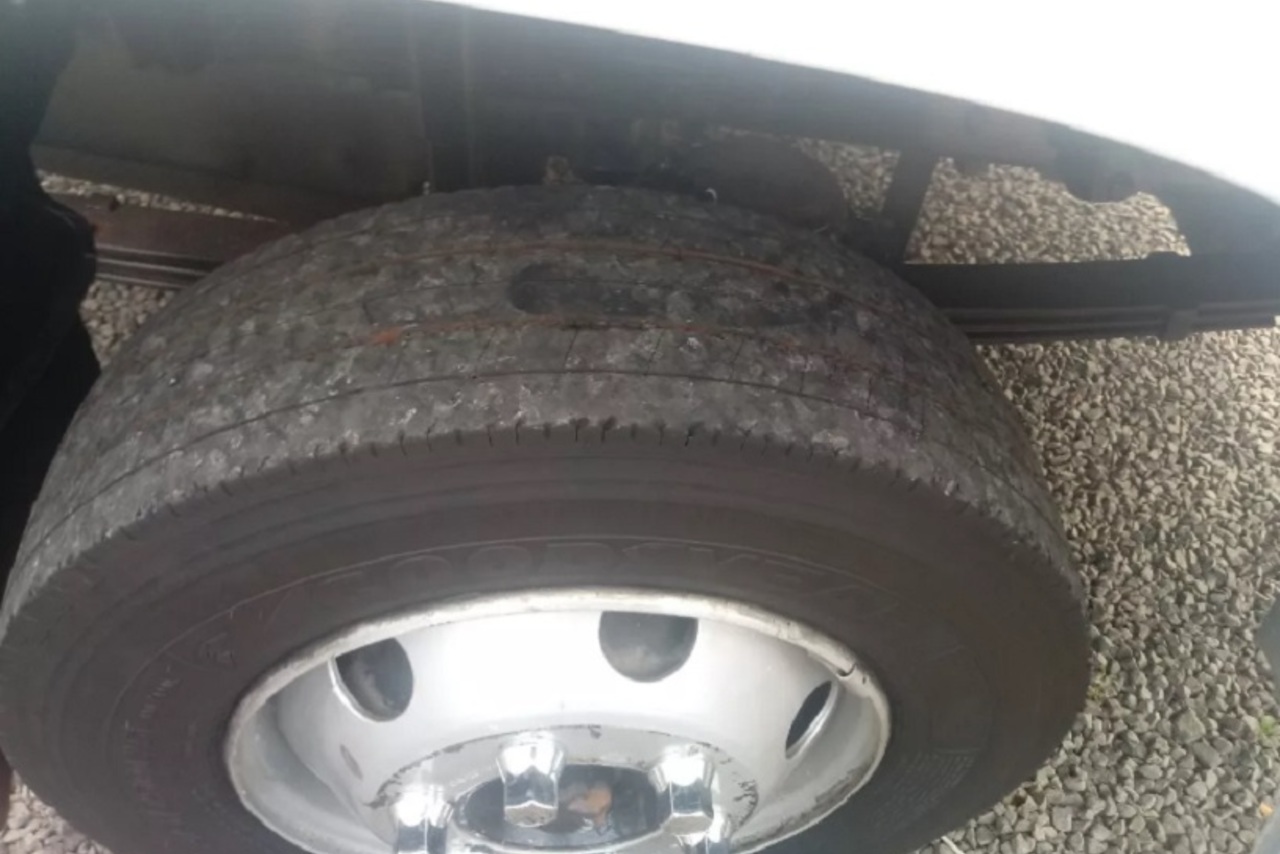 Volkswagen 8 150 - 05/06 11