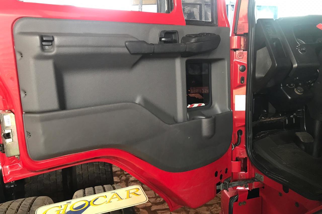 Ford Cargo1119 - 13/14 9
