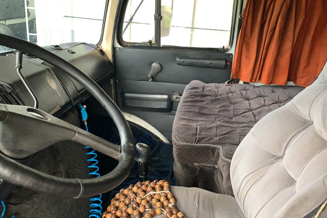 Mercedes Benz Axor 1933 -  14