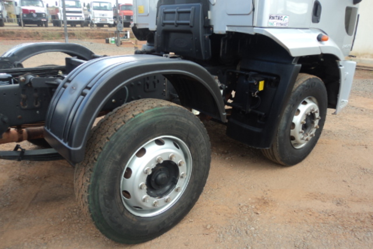Ford Cargo2429 - 13/13 8