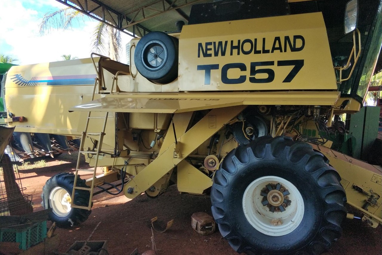 New Holland TC57  - 02 3
