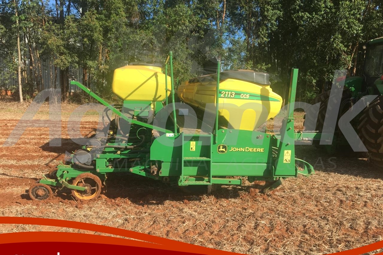 John Deere 2113 - 11/11 3