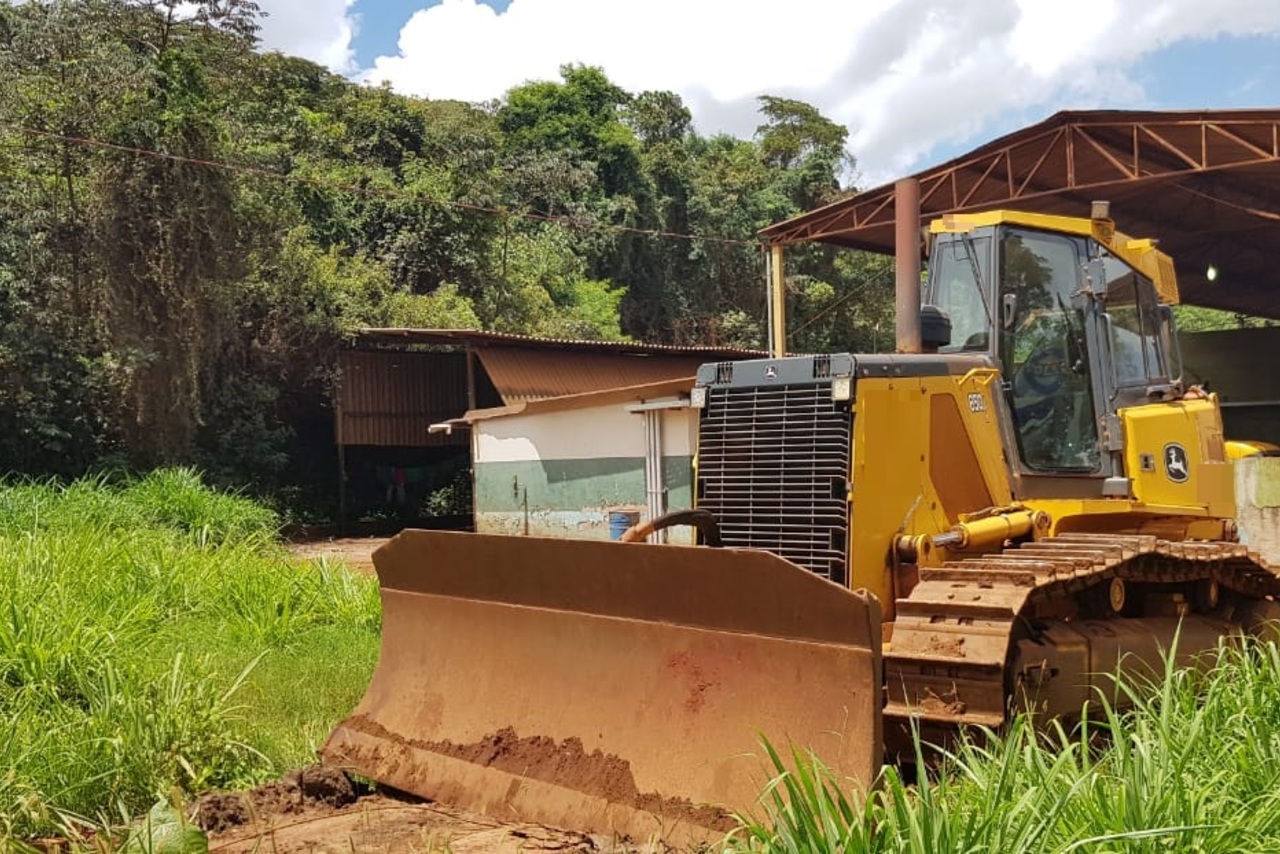 John Deere 850J - 16/16 12