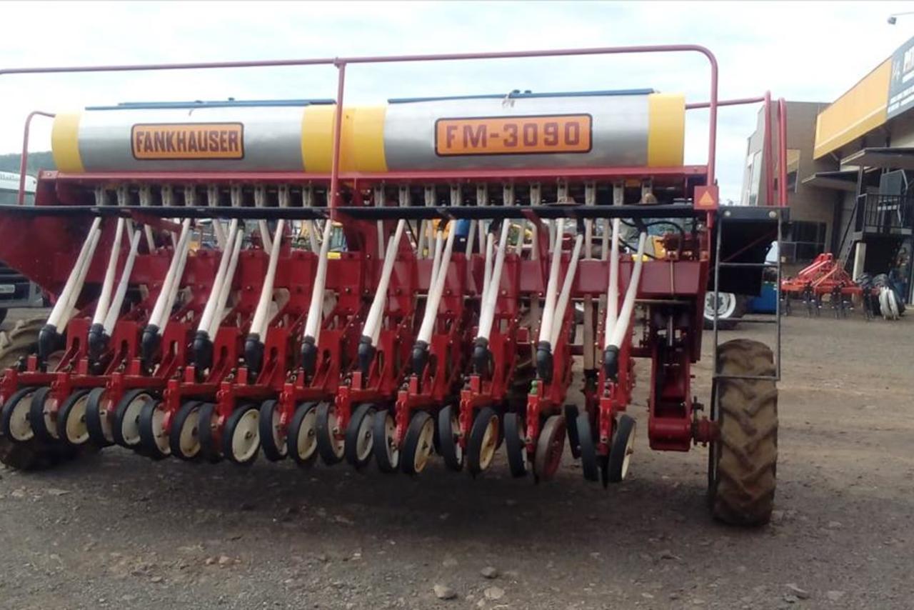 Fankhauser Semeadora 3100 - 14/14 3