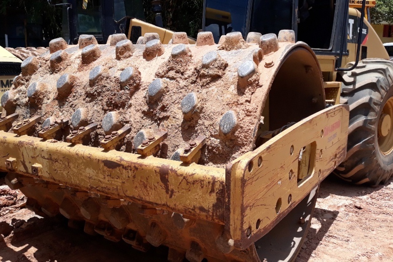 Caterpillar CS533E - 11/11 3