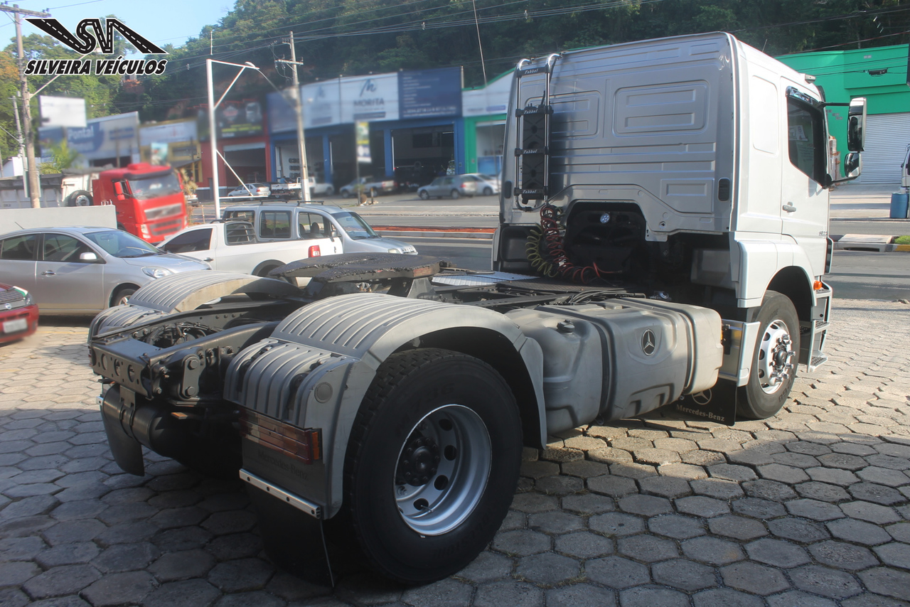 Mercedes Benz Axor 1933 - 08/09 5
