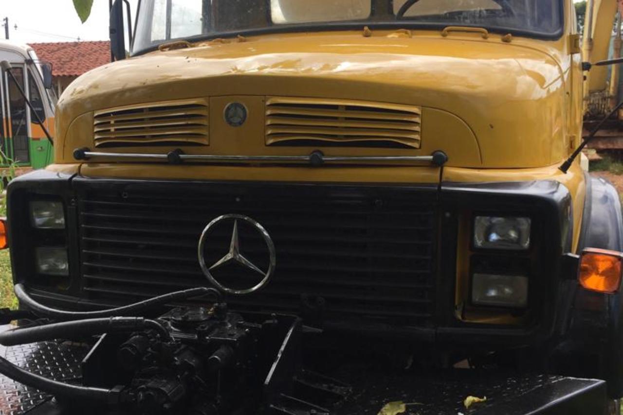 Mercedes Benz MB 2219 - 19/87 3