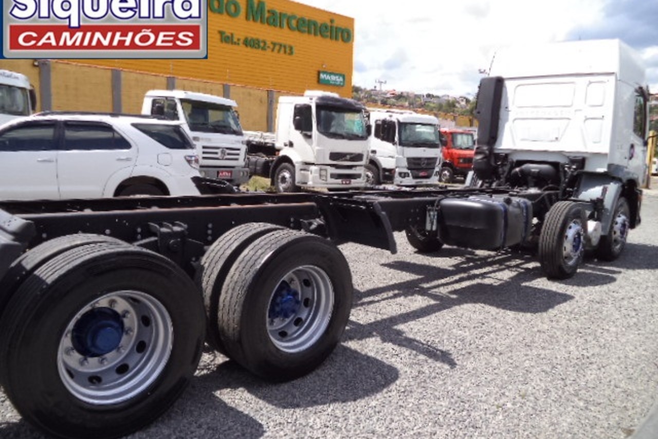 Volkswagen 24-280 E Constellation 6x2 - 12/12 6