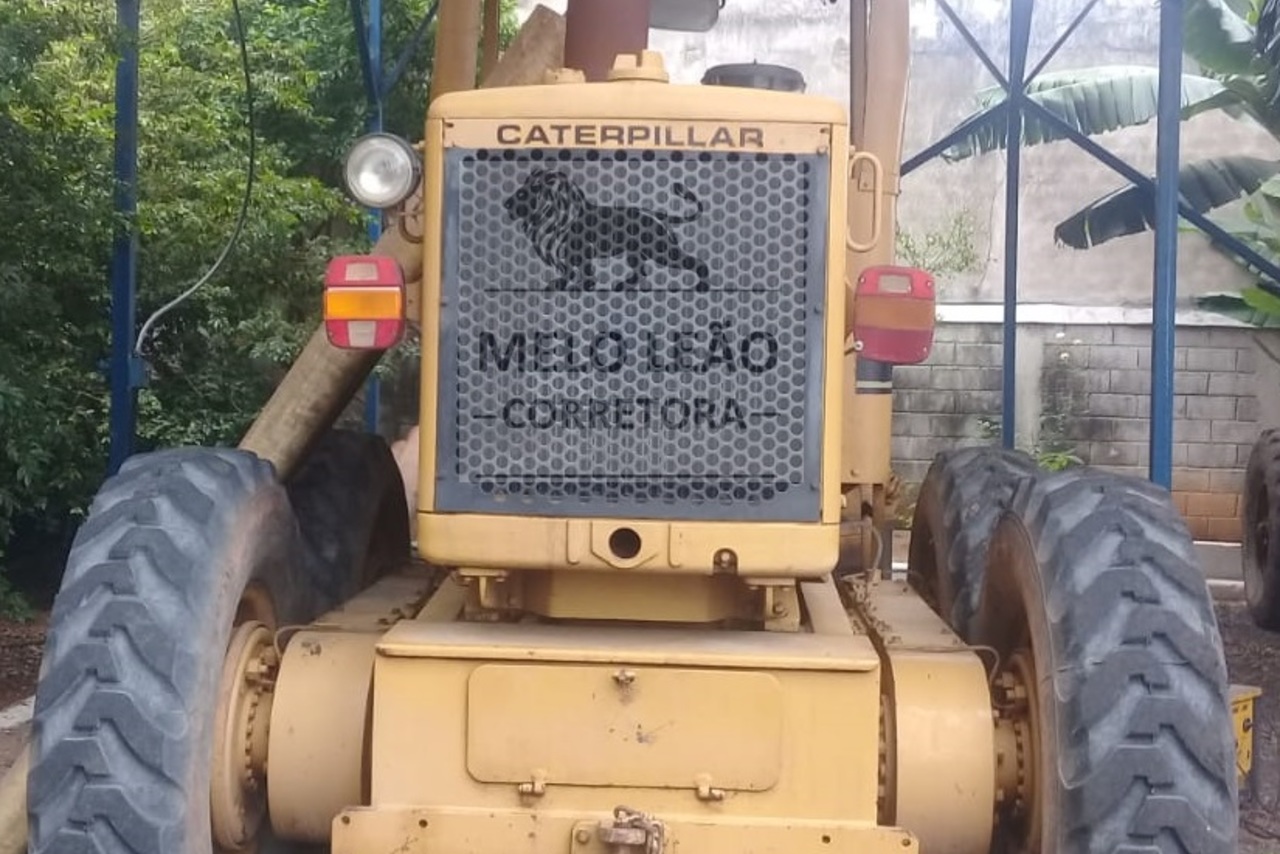 Caterpillar 120B - 83/83 4