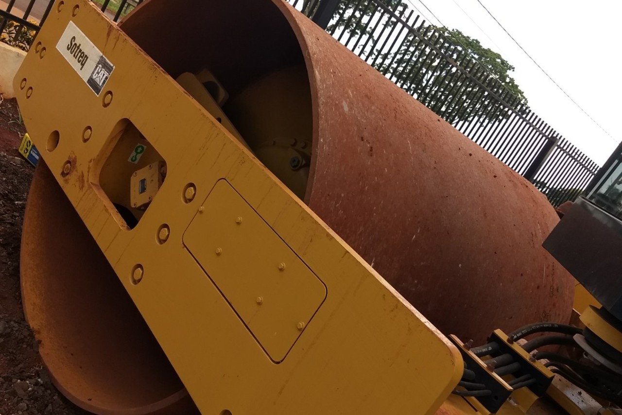 Caterpillar CS54B - 13/13 7