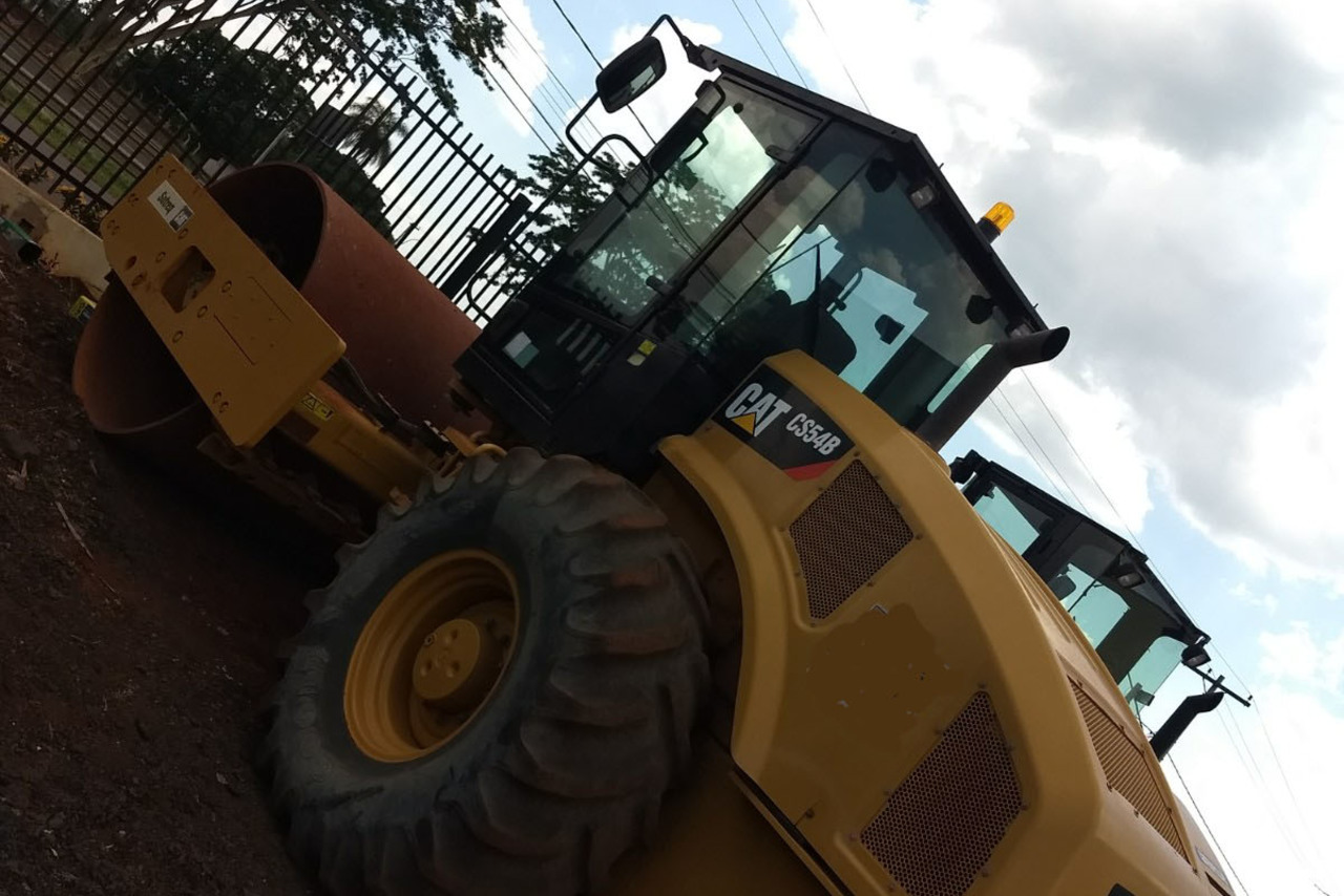 Caterpillar CS54B - 13/13 8