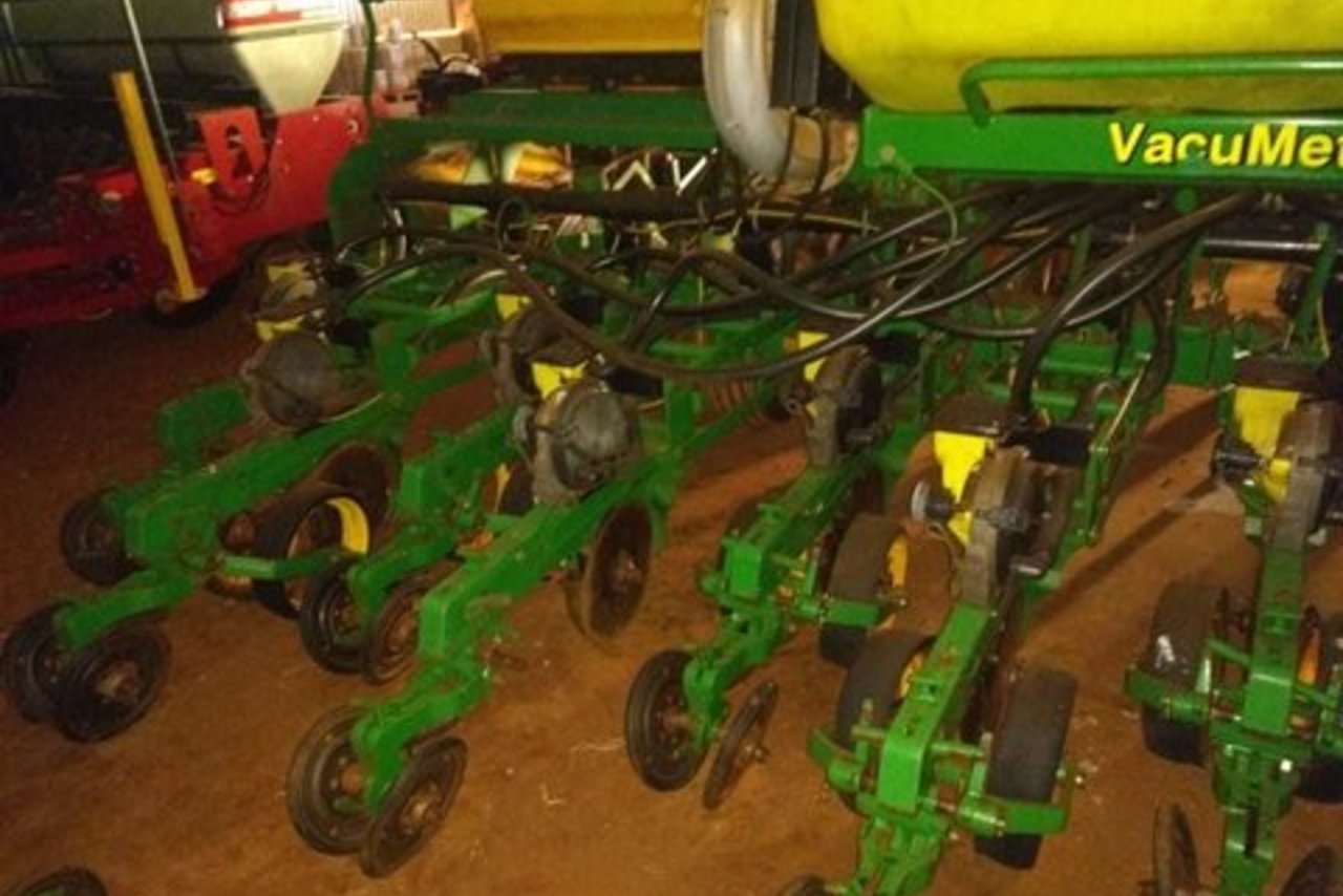 John Deere 2113 - 13/13 3