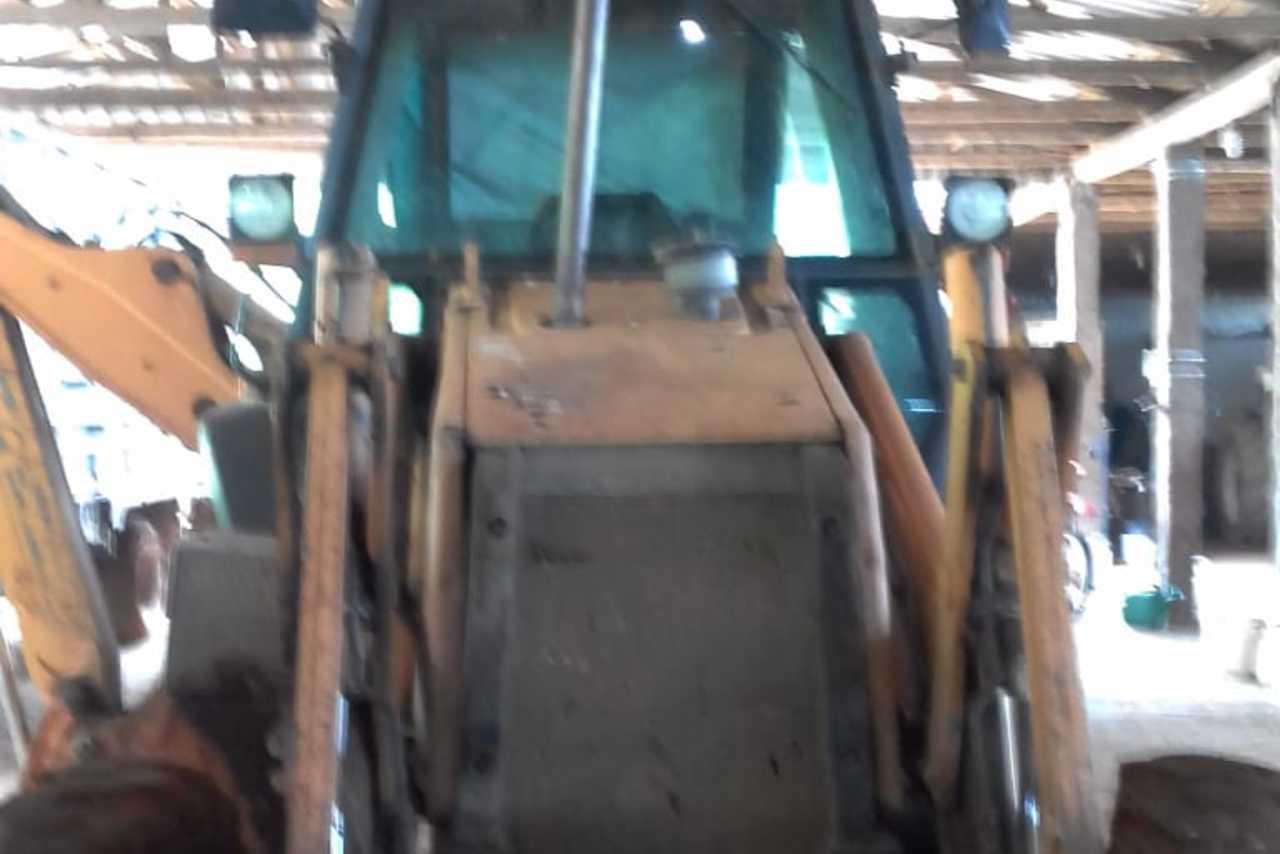 Case 580L - 11/11 4