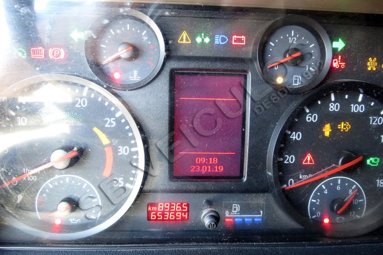 Volkswagen 8 160 - 12/12 6